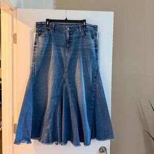 American Eagle Low-Rise Pieced Denim Maxi Skirt